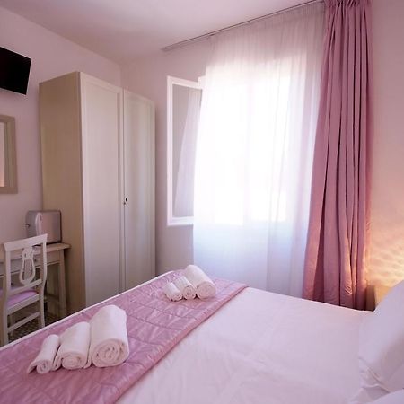 Albergo Dei 10 Colori Procchio  Exteriör bild