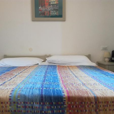 Albergo Dei 10 Colori Procchio  Exteriör bild